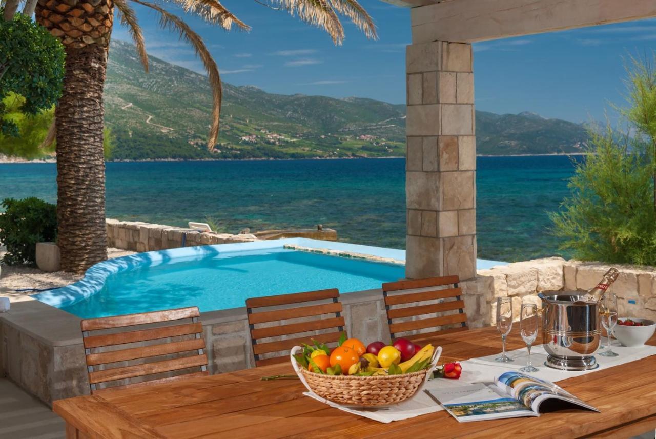 Luxury Beachfront Villa Gracia Grande With Private Pool At The Beach In Orebic - Peljesac Exterior foto