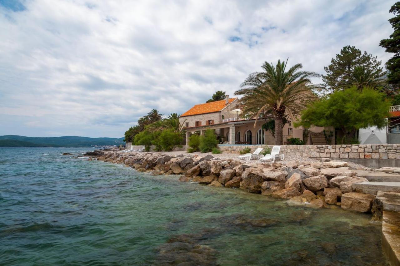 Luxury Beachfront Villa Gracia Grande With Private Pool At The Beach In Orebic - Peljesac Exterior foto