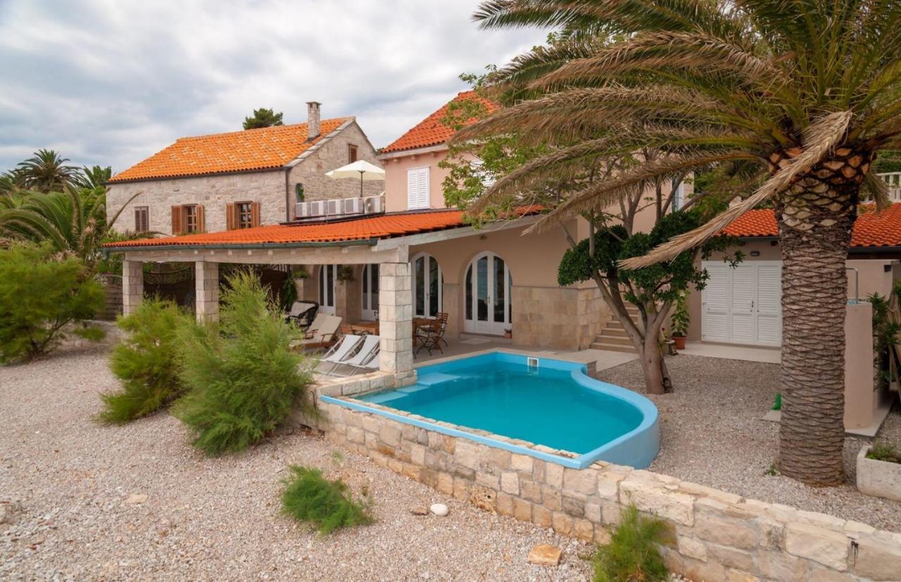 Luxury Beachfront Villa Gracia Grande With Private Pool At The Beach In Orebic - Peljesac Exterior foto